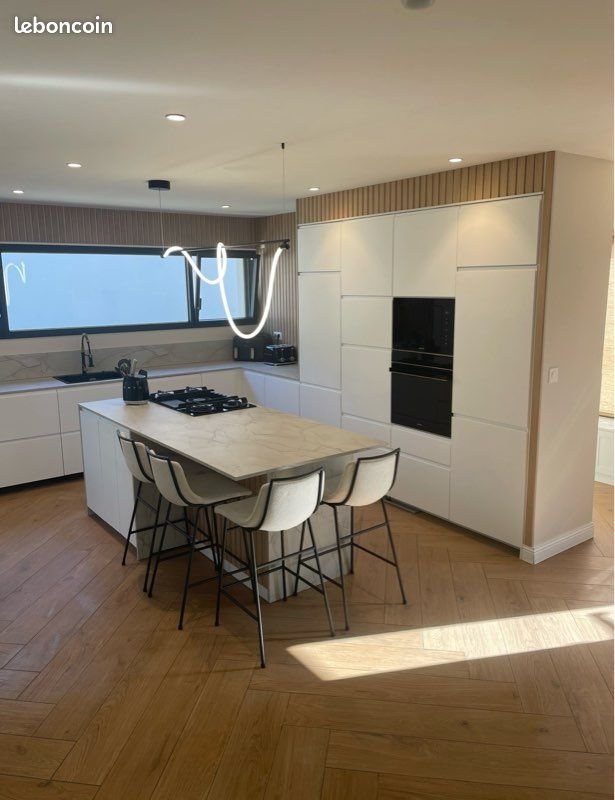 Maison à vendre, 240m², Pont-Saint-Martin