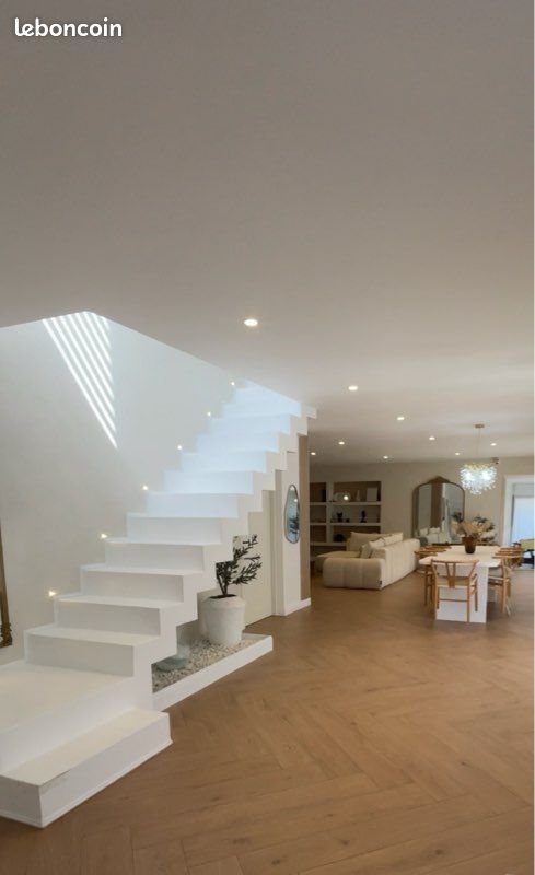 Maison à vendre, 240m², Pont-Saint-Martin