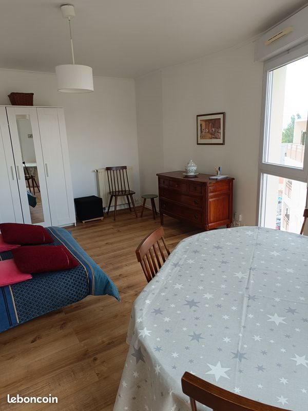 Appartement à louer, 30m², Elancourt