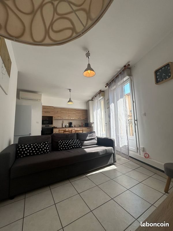 Appartement à louer, 35m², Mèze