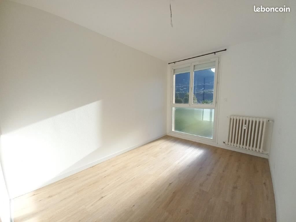 Appartement à louer, 55m², Millau
