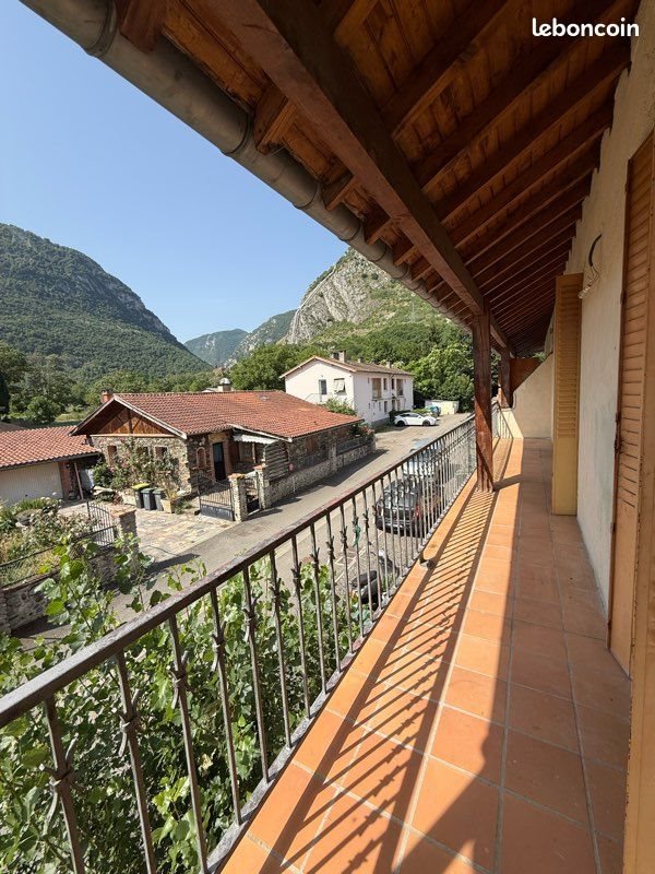 Appartement à louer, 81m², Tarascon-sur-Ariège