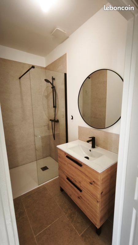 Appartement à louer, 43m², Pouzolles