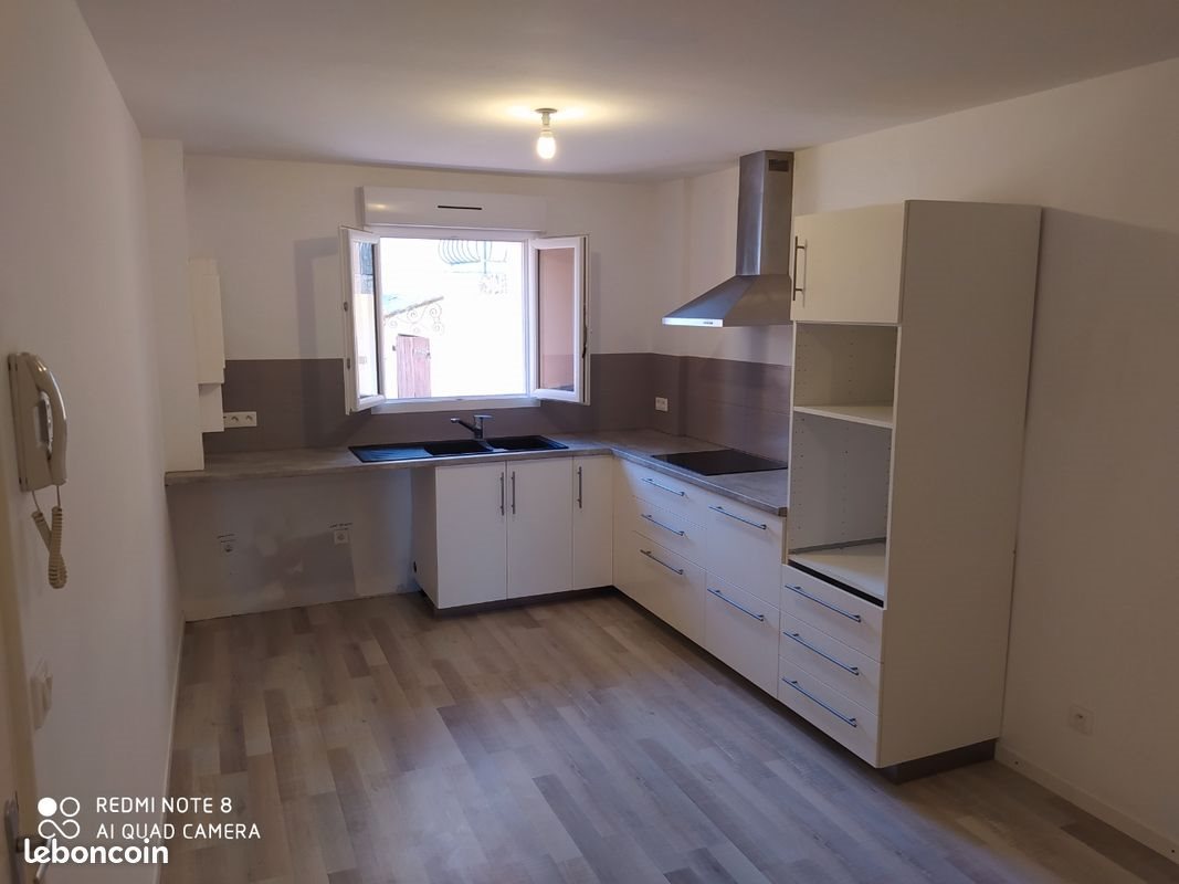 Appartement à louer, 50m², Néoules