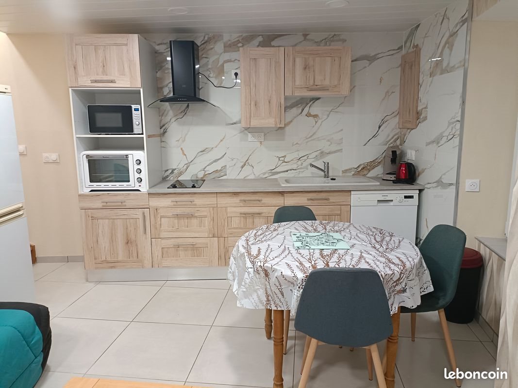 Maison à louer, 50m², Satillieu