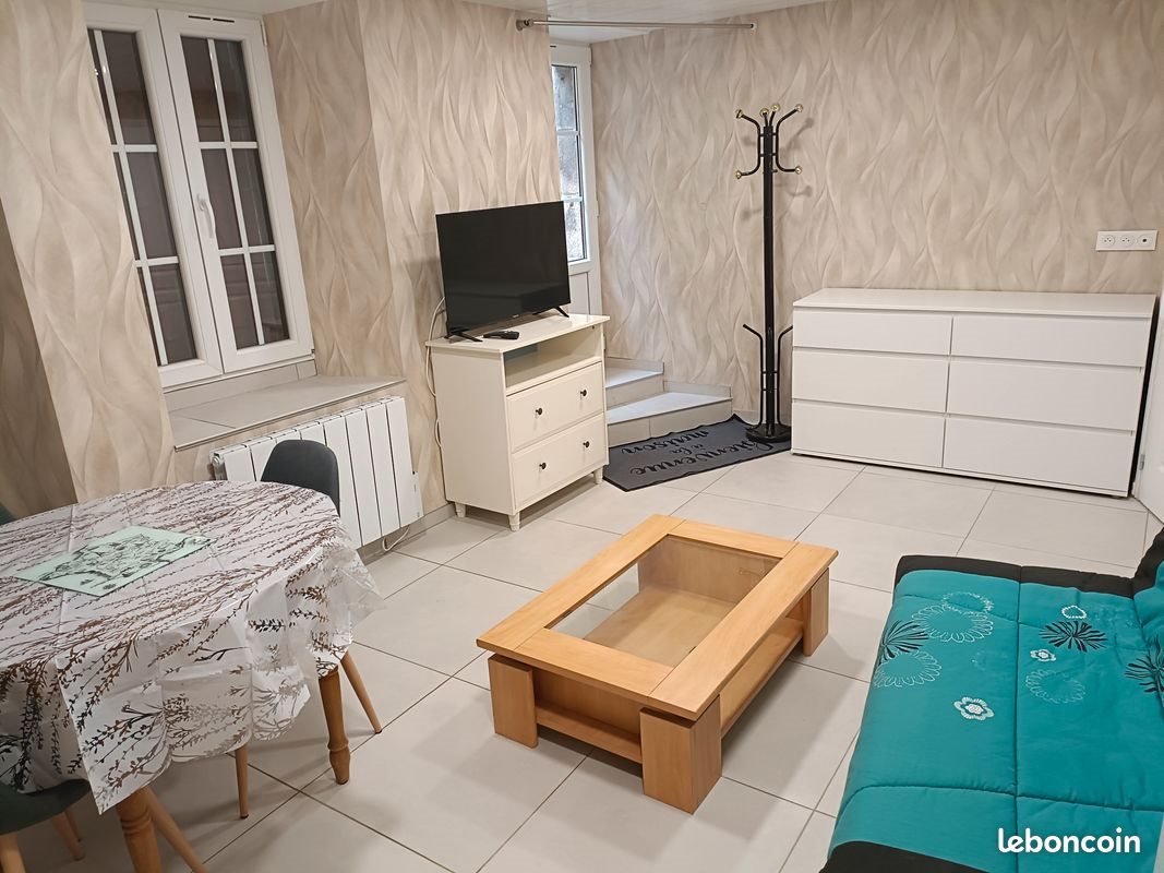 Maison à louer, 50m², Satillieu