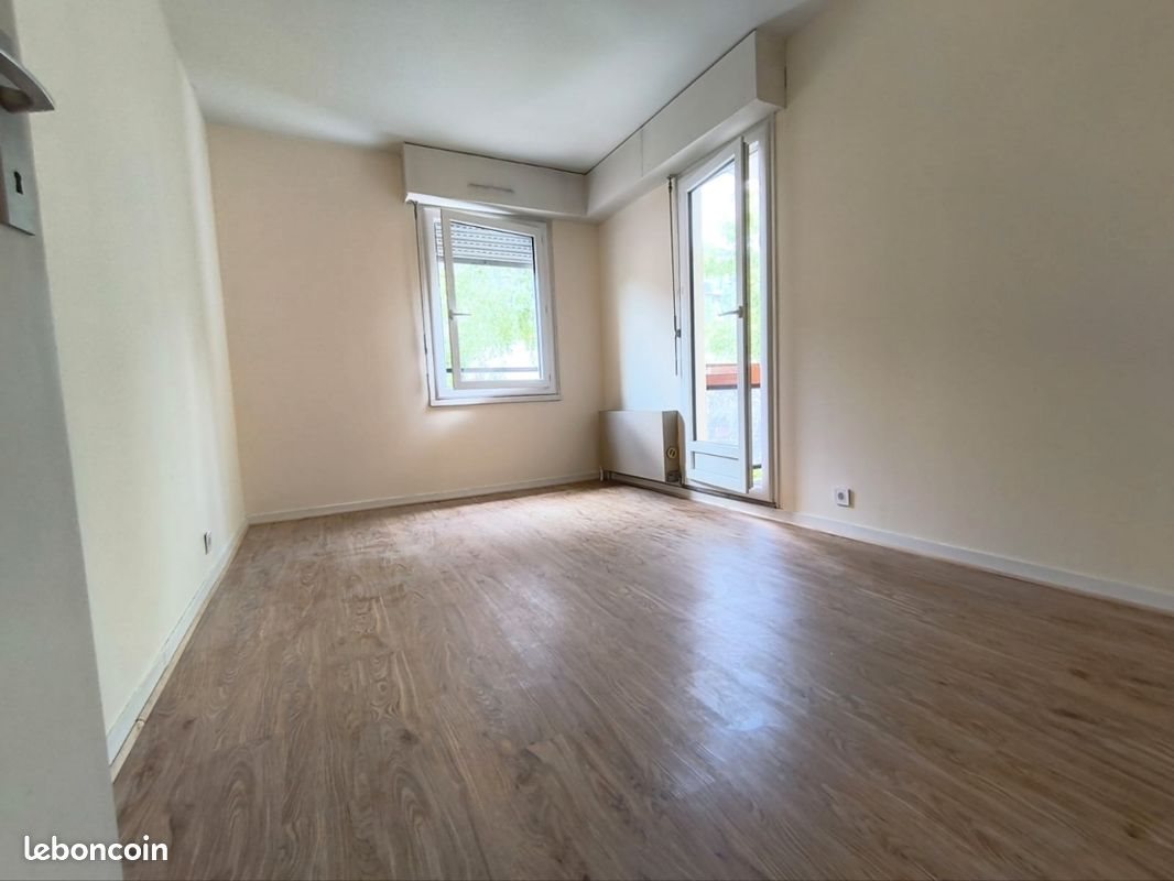 Appartement à louer, 78m², Avon