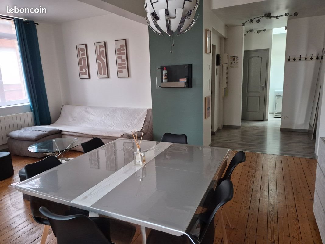 Appartement à louer, 68m², Albert