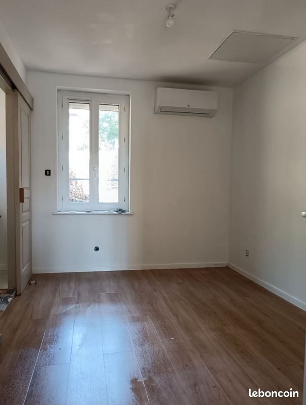 Maison à louer, 50m², Combles