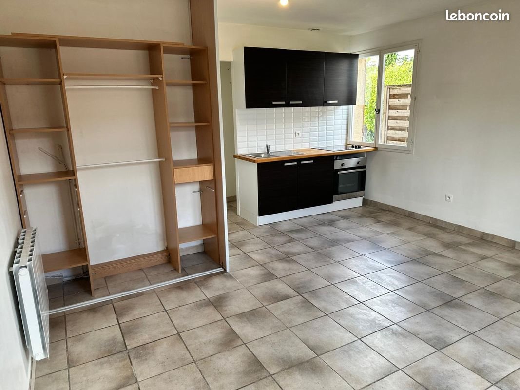 Appartement à louer, 26m², Saint-Loubès