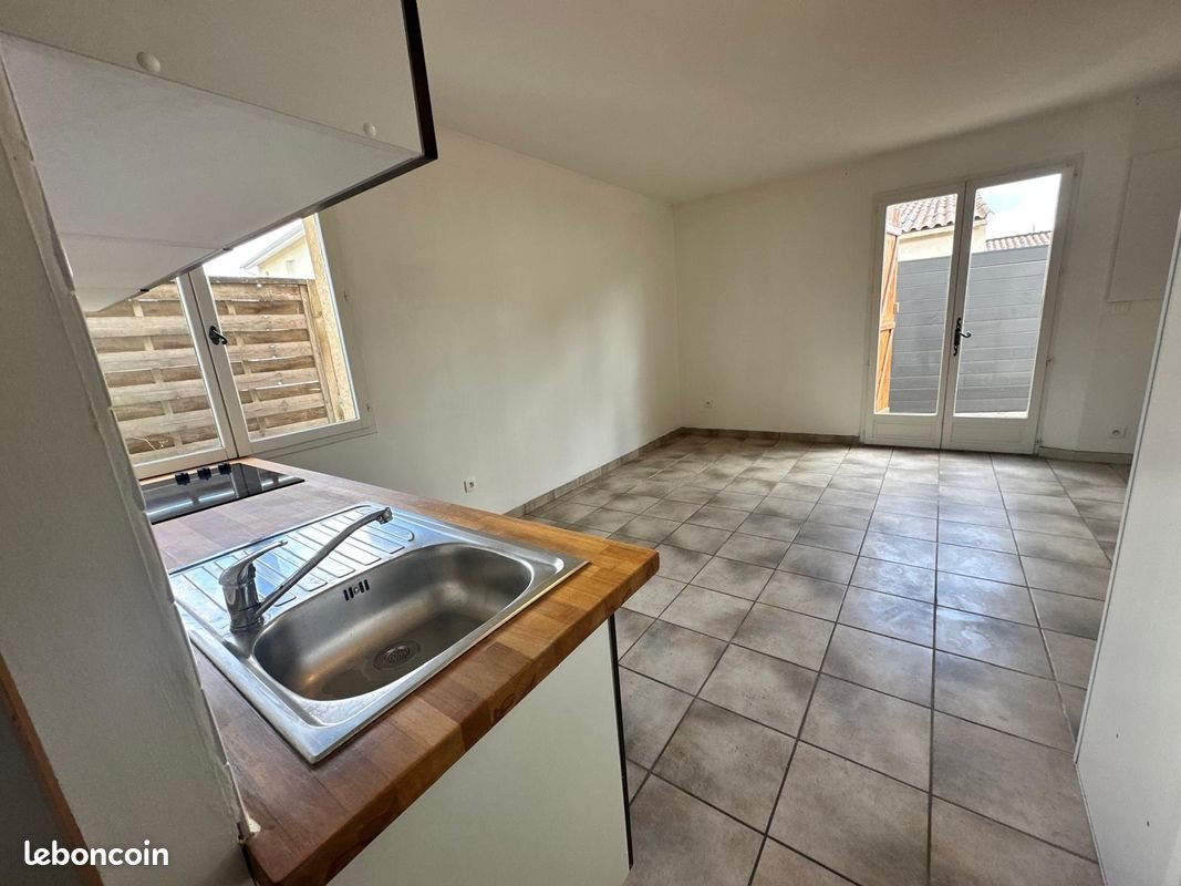 Appartement à louer, 26m², Saint-Loubès