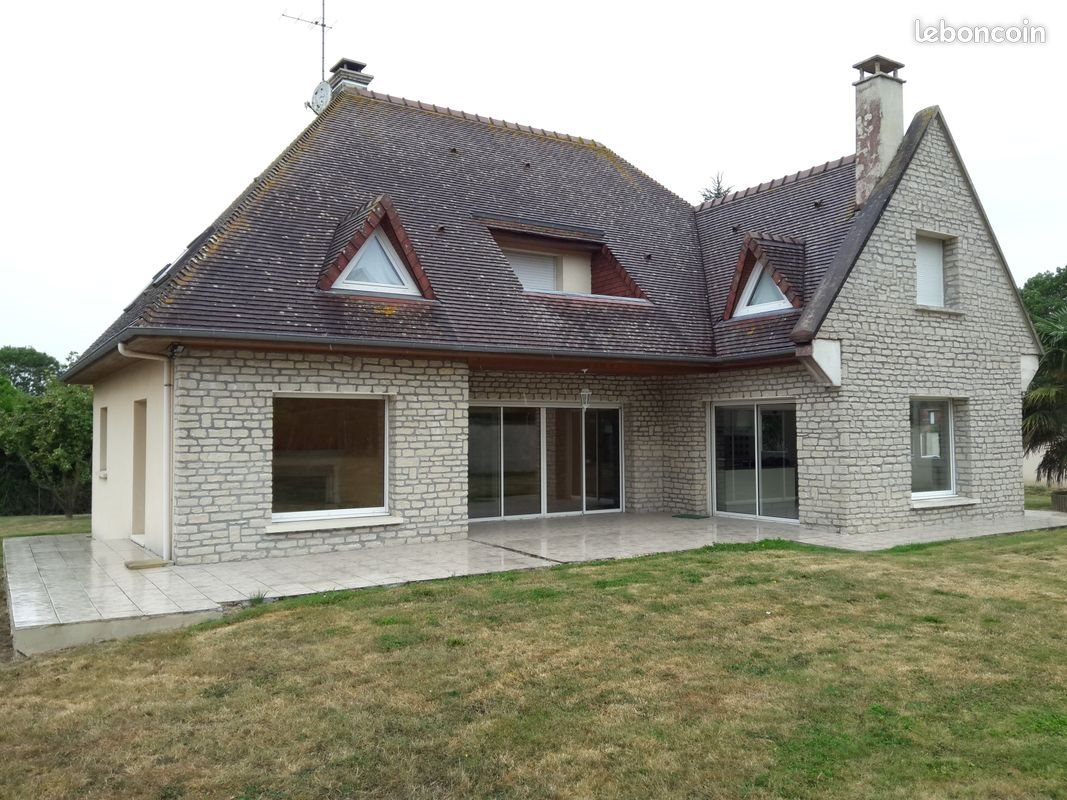 Maison à louer, 225m², Cairon