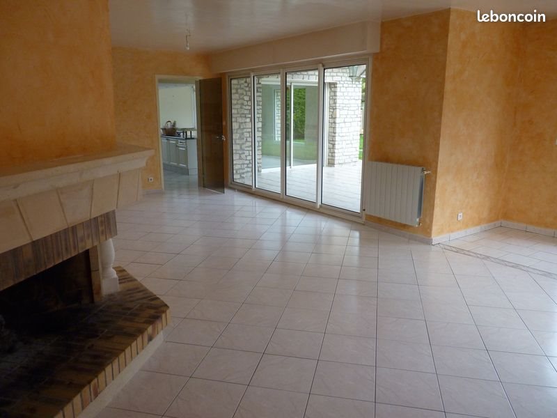Maison à louer, 225m², Cairon