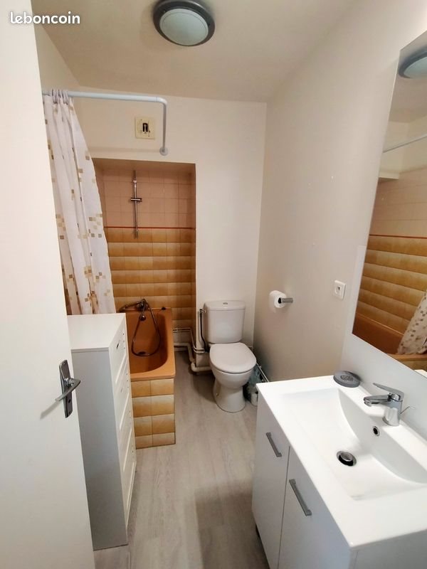 Appartement à louer, 25m², Angoulême