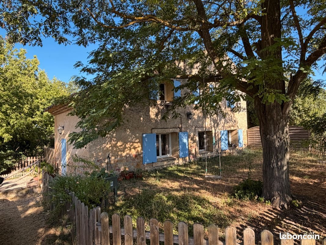 Maison à louer, 98m², Jonquières