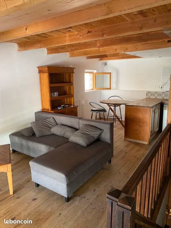 Appartement à louer, 40m², Guîtres
