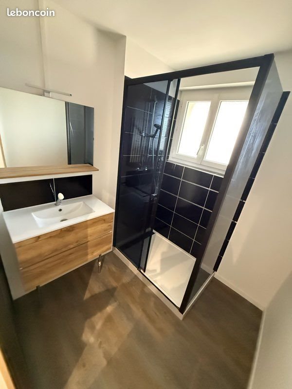 Appartement à louer, 70m², Moulins