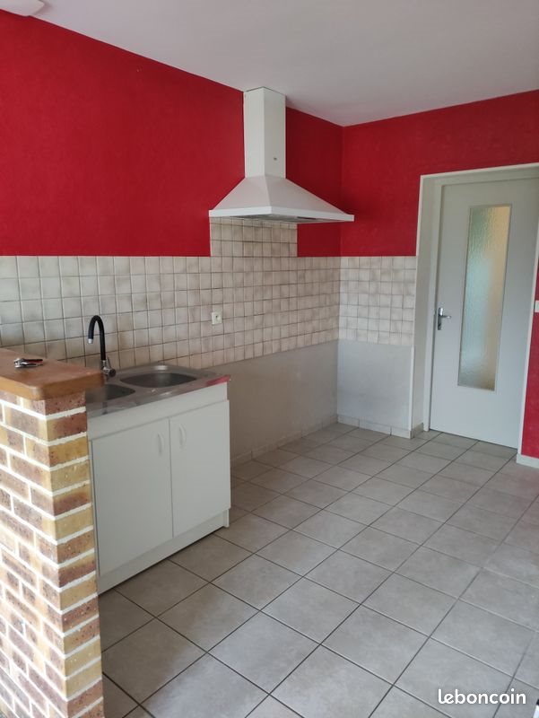 Maison à louer, 70m², Oisseau