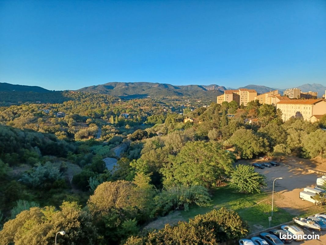 Appartement à louer, 80m², Ajaccio