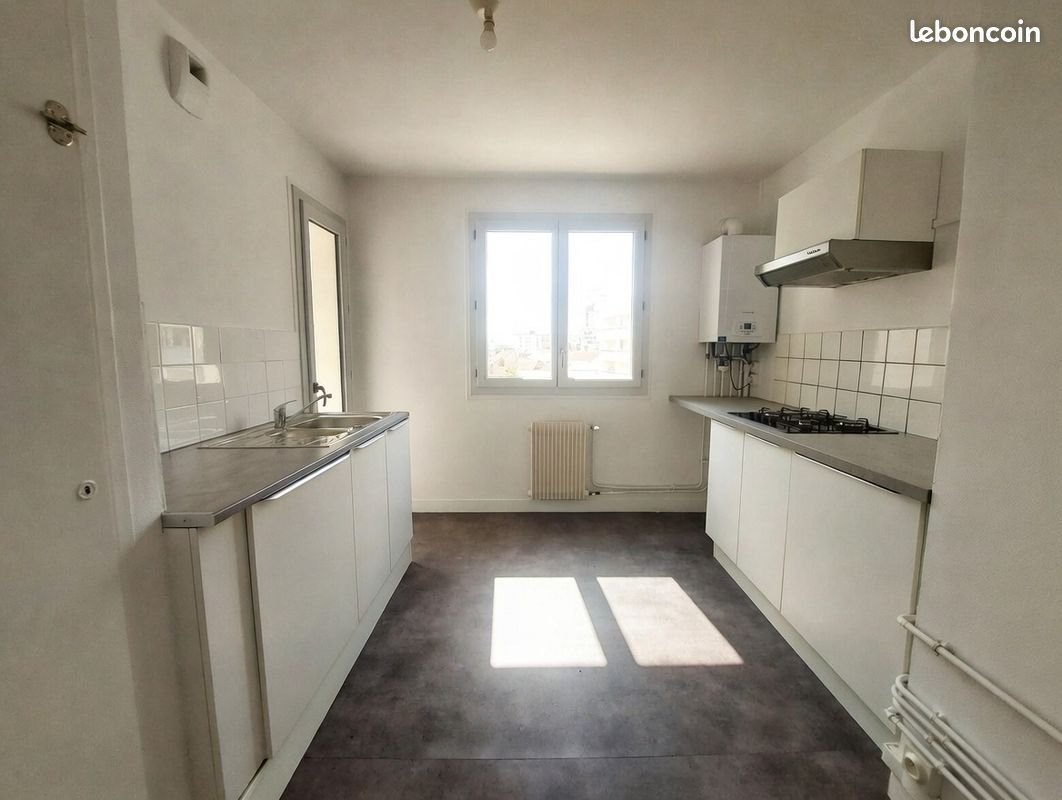 Appartement à louer, 79m², Tarbes