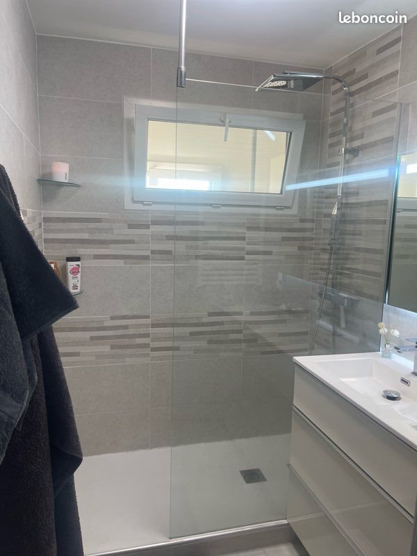Appartement à vendre, 97m², Saint-Genis-Laval