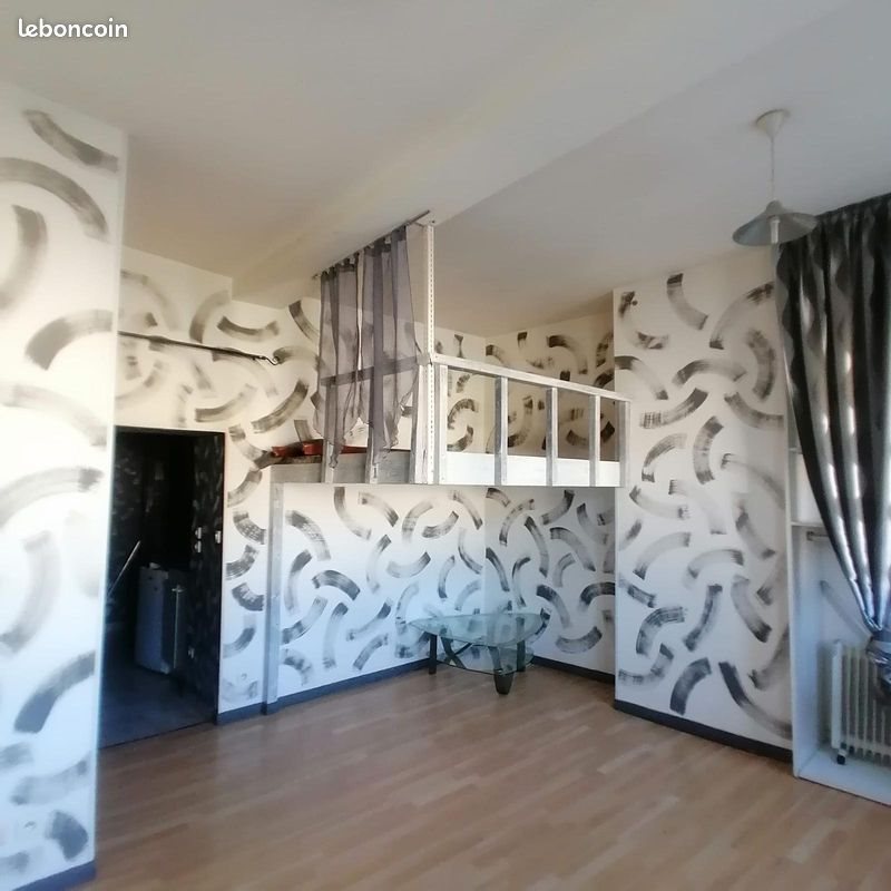 Appartement à louer, 26m², Saint-Amand-les-Eaux