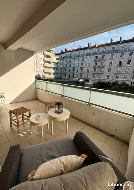Appartement à louer, 2m², Grenoble