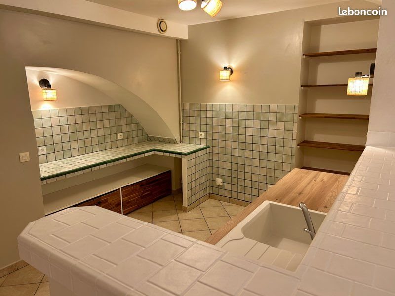 Appartement à louer, 70m², Allex