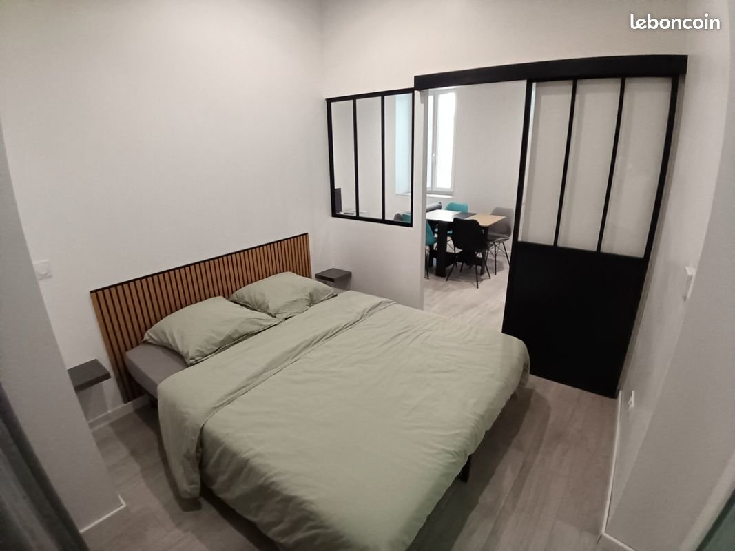Appartement à louer, 30m², La Crau