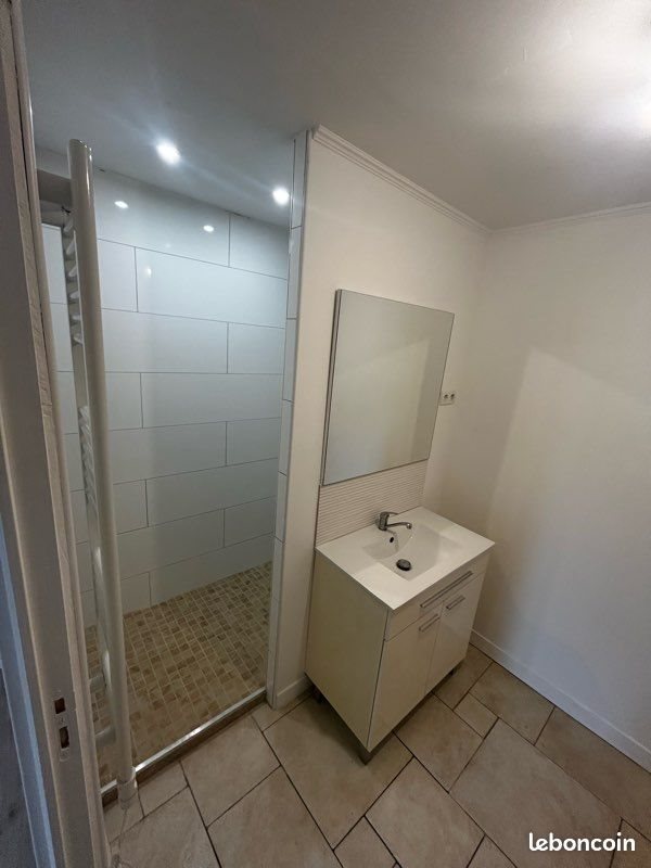 Appartement à louer, 41m², Almenêches