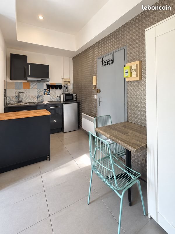 Appartement à louer, 22m², Saint-Paul-Trois-Châteaux