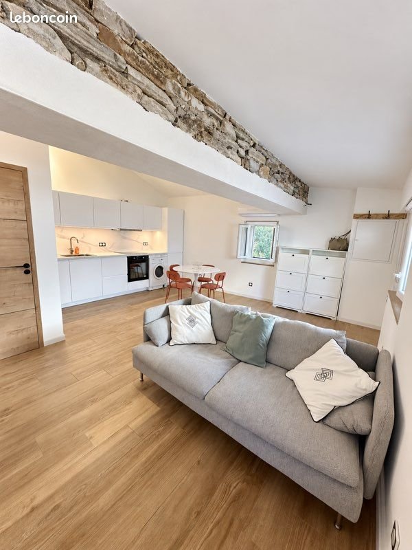 Appartement à louer, 40m², Bastia