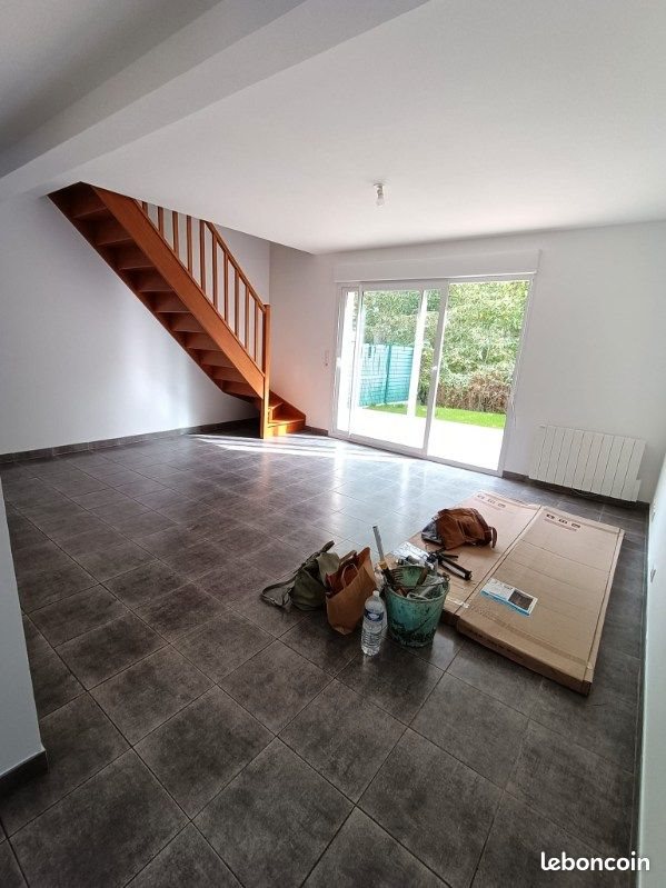 Maison à louer, 70m², Pierres