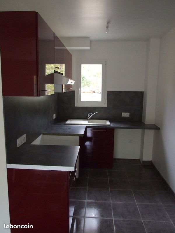 Maison à louer, 70m², Pierres