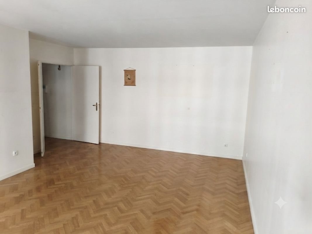 Appartement à louer, 67m², Montigny-le-Bretonneux