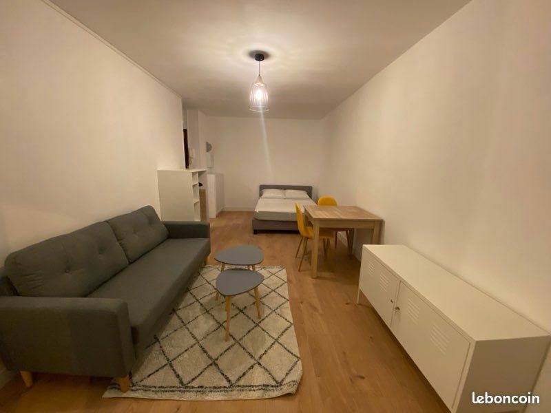 Appartement à louer, 27m², Tours