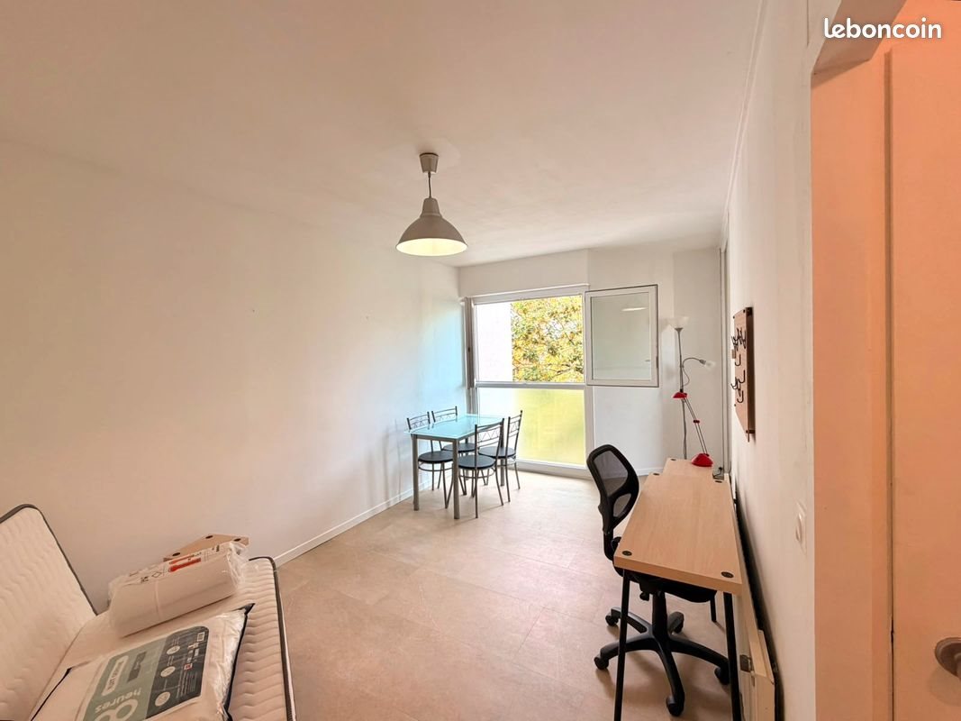Appartement à louer, 25m², Talence