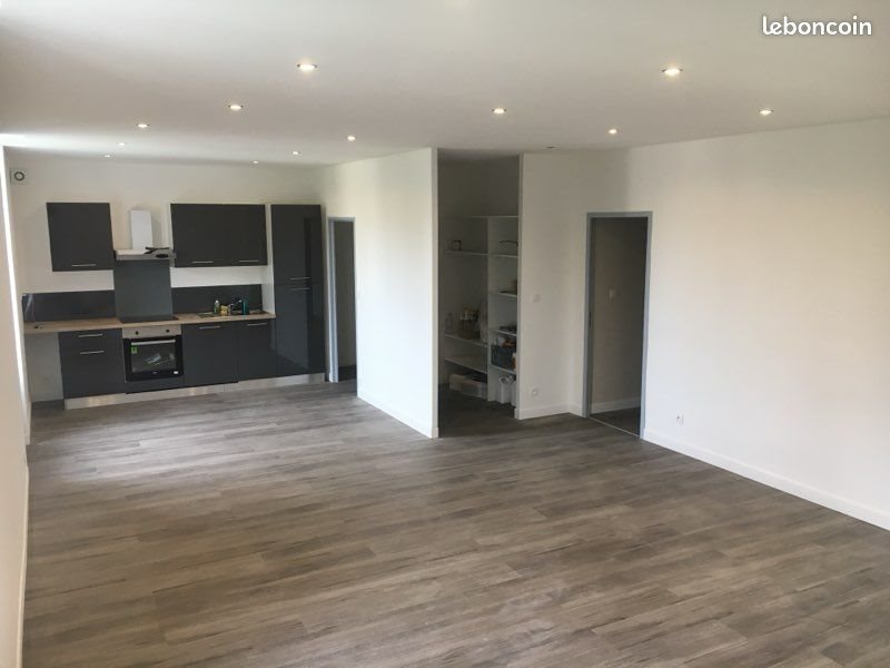 Appartement à louer, 95m², Amplepuis