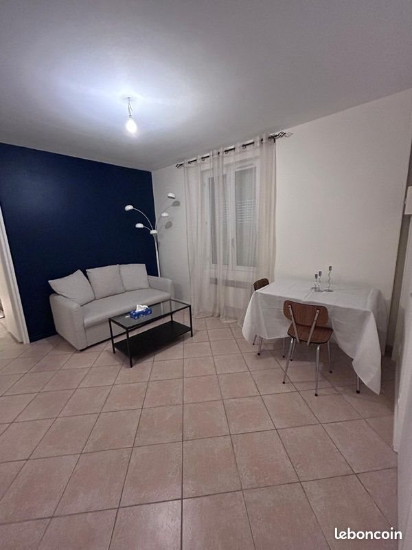 Appartement à louer, 38m², Châlons-en-Champagne