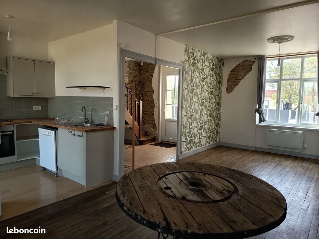 Maison à vendre, 78m², Saint-Hilaire-de-Voust