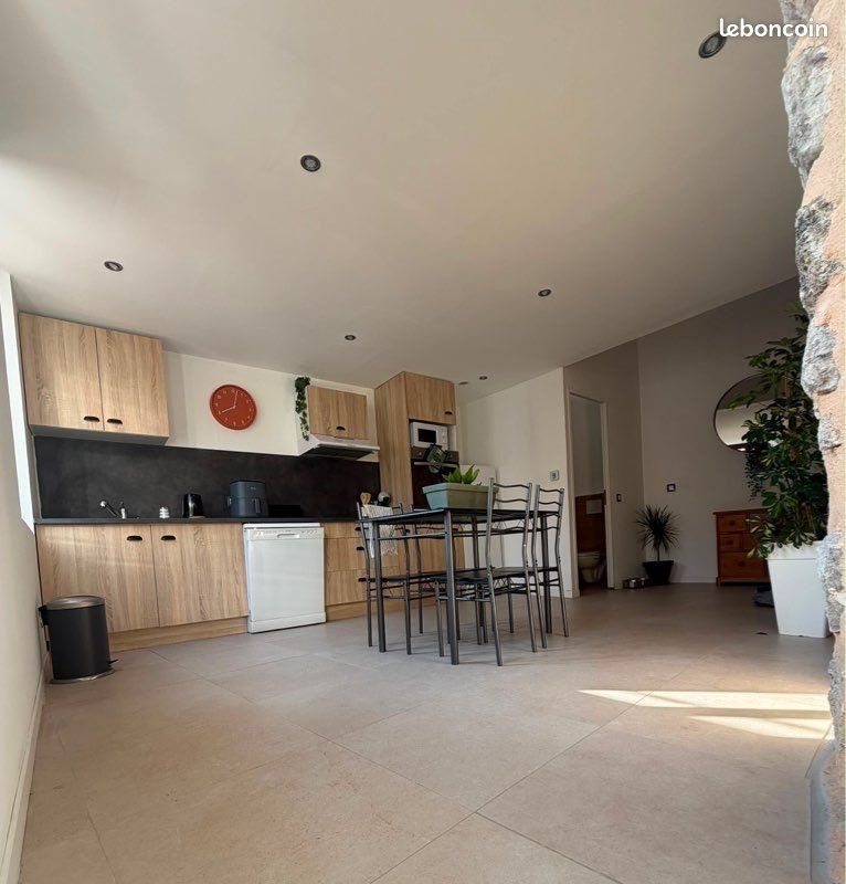 Appartement à louer, 45m², Grasse