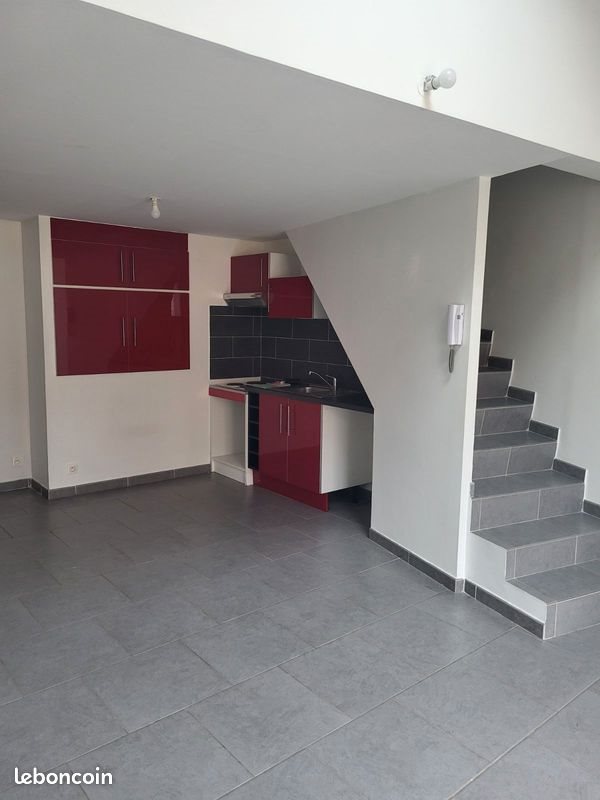 Appartement à louer, 73m², Tourves
