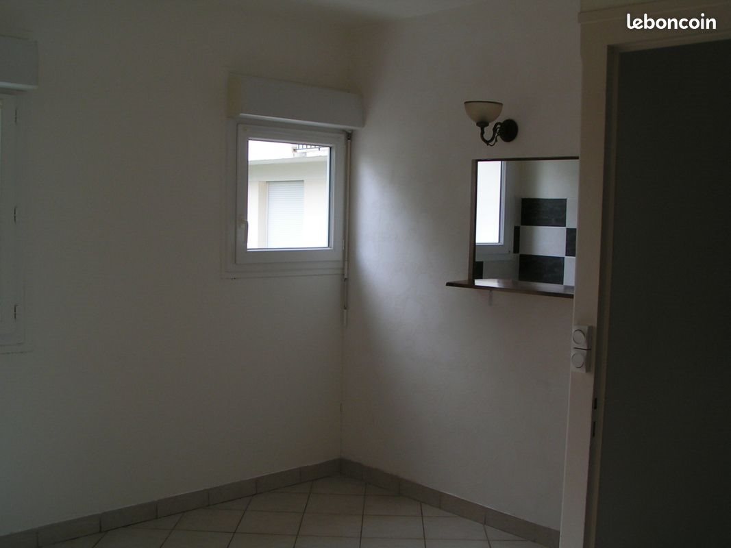 Appartement à louer, 32m², Saintes