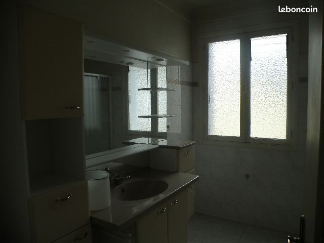 Appartement à louer, 100m², Terrasson-Lavilledieu