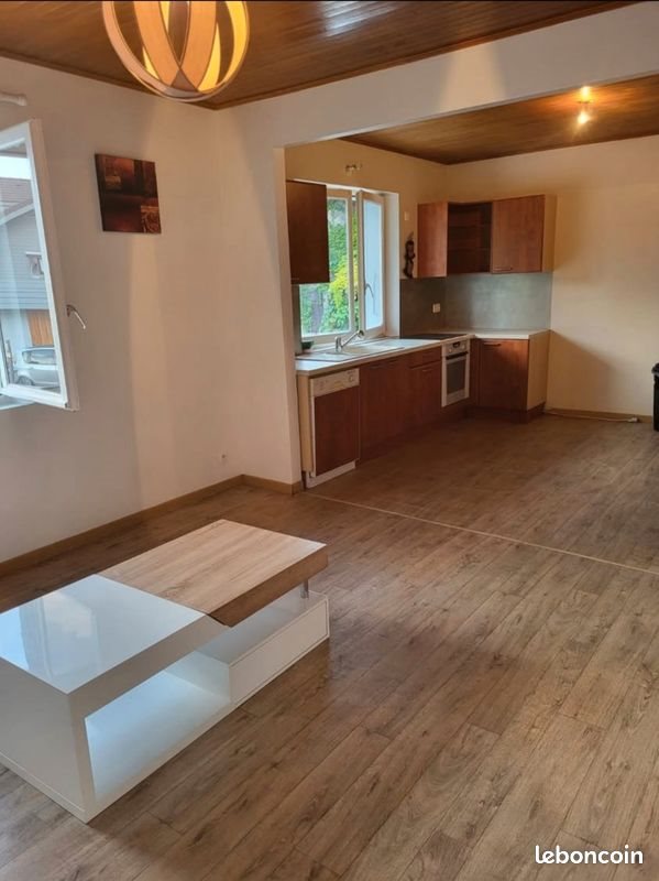 Appartement à louer, 74m², Sciez