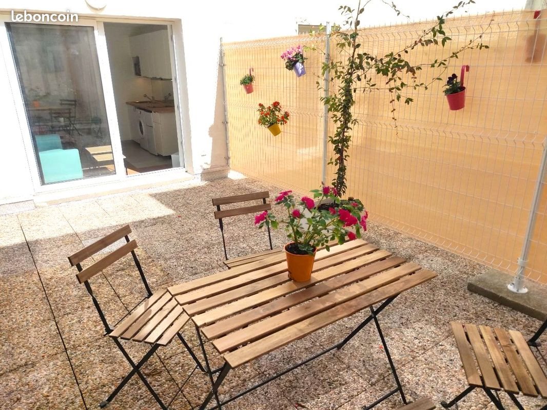 Appartement à louer, 21m², Saint-Affrique