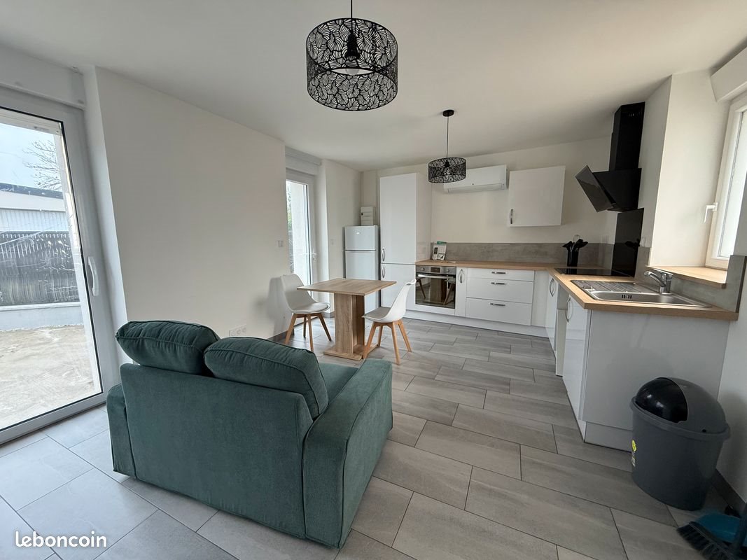 Maison à louer, 37m², Grâces