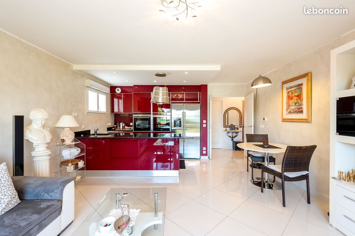 Appartement à louer, 70m², Prévessin-Moëns