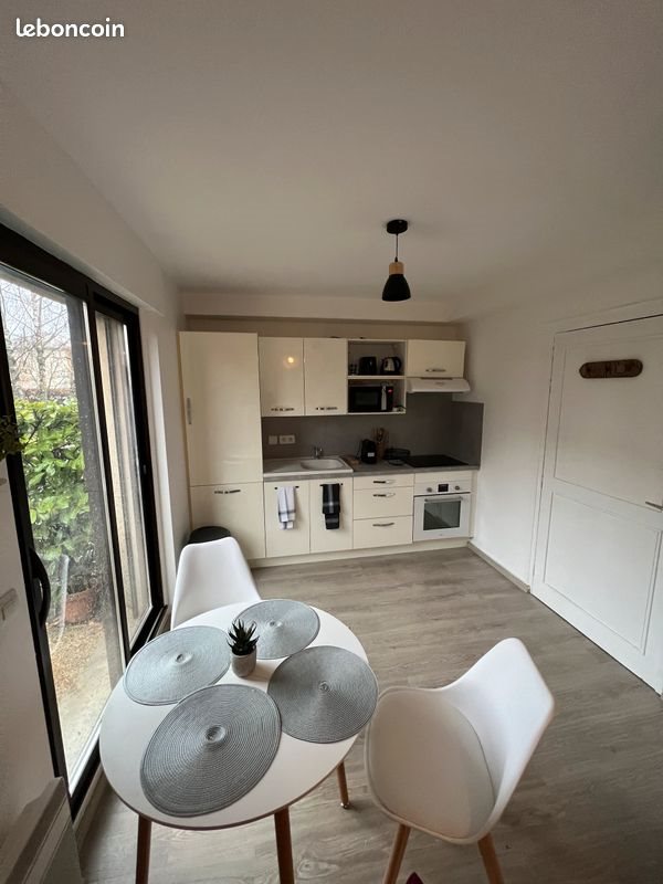 Appartement à louer, 28m², Prévessin-Moëns