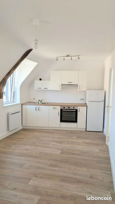 Maison à louer, 70m², Uzel